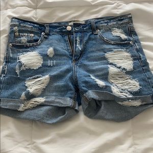Ripped denim shorts